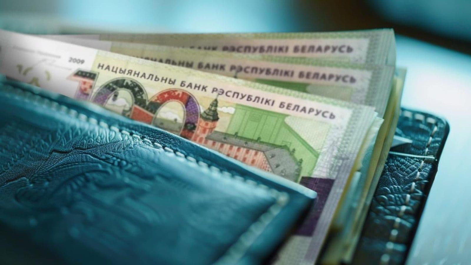 БНБ-Банк и Технобанк снизили ставки по рублёвым вкладам